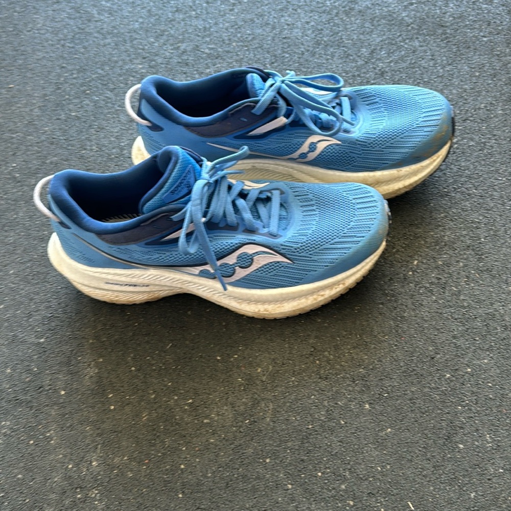 Saucony triumph 21